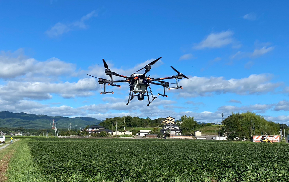 株式会社大地のめぐみの代表ら3名は、 “震災”がなければ専業農家にはなっていなかったと語っています。